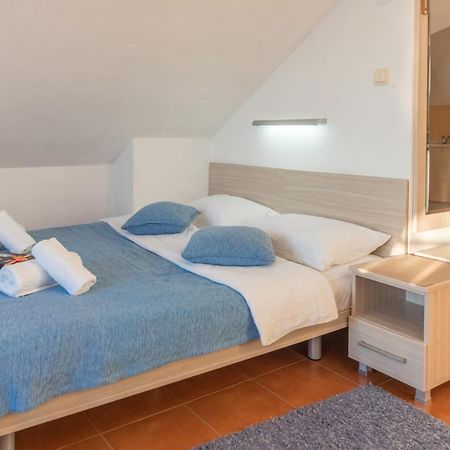 R Club Apartments Old Town Budva Ngoại thất bức ảnh