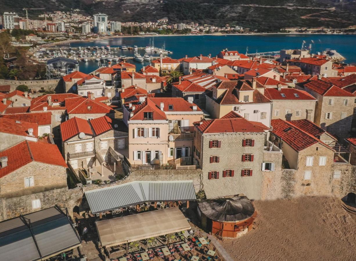 R Club Apartments Old Town Budva Ngoại thất bức ảnh