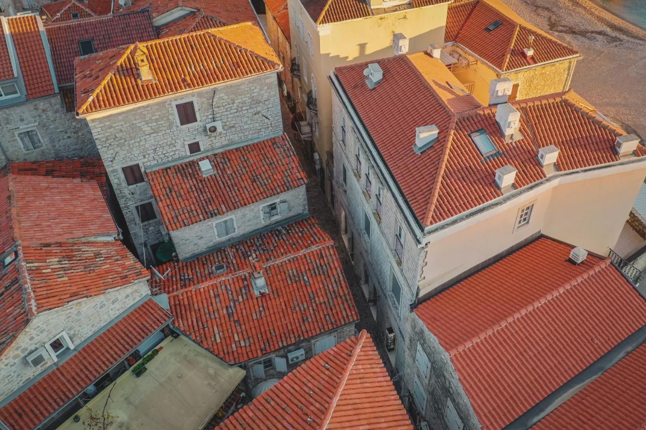 R Club Apartments Old Town Budva Ngoại thất bức ảnh