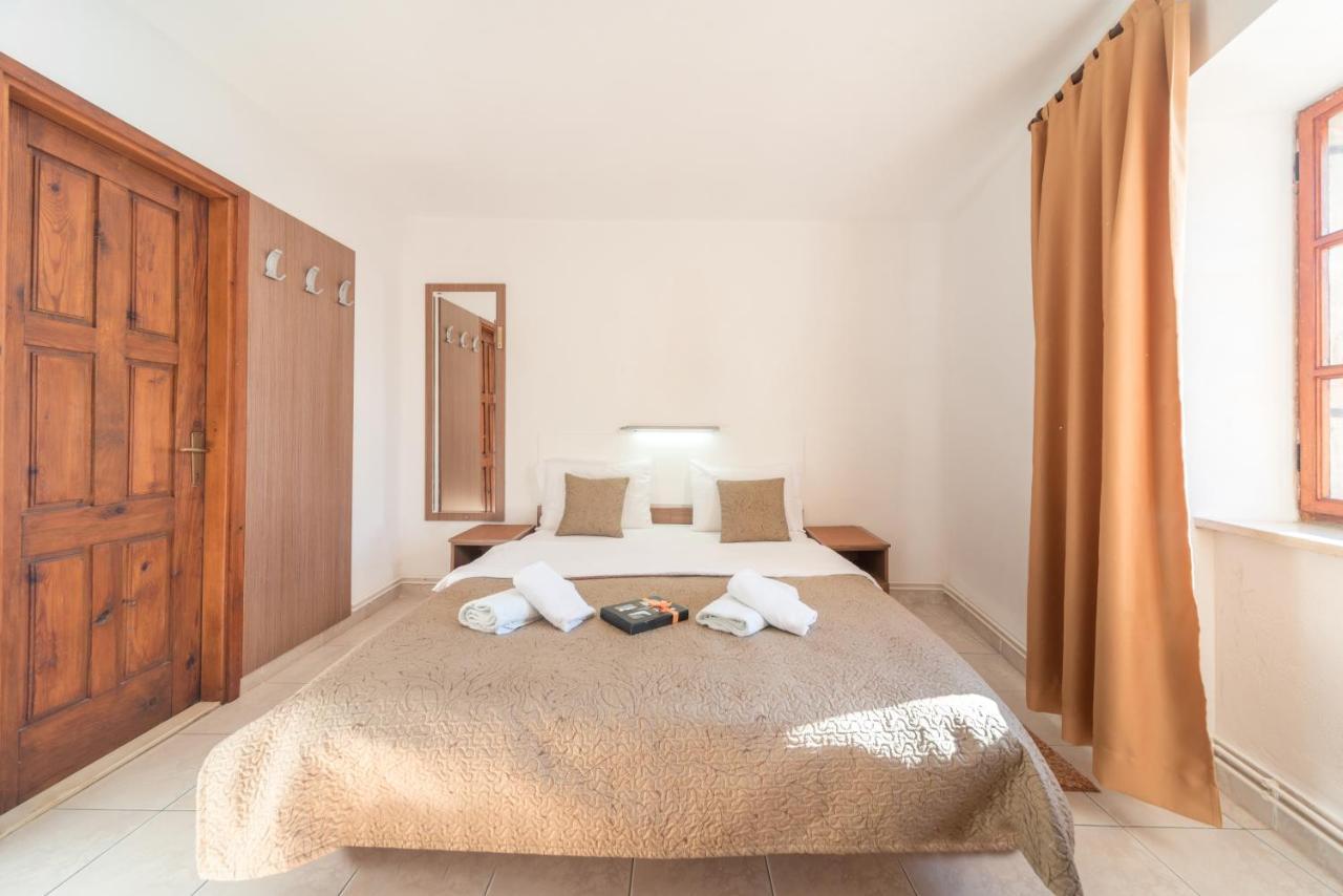 R Club Apartments Old Town Budva Ngoại thất bức ảnh