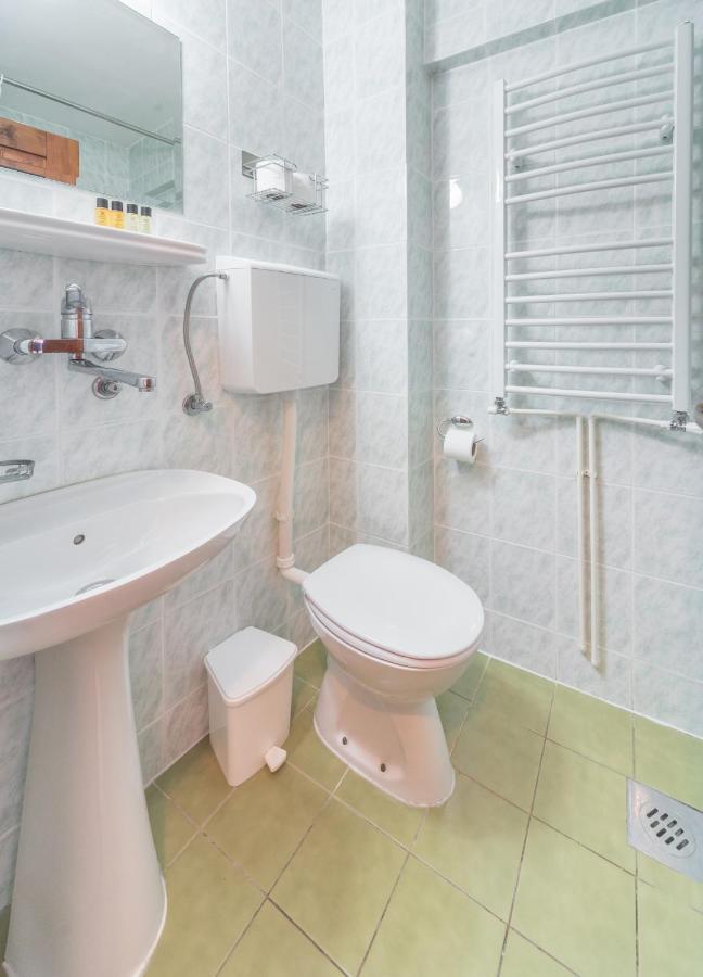 R Club Apartments Old Town Budva Ngoại thất bức ảnh
