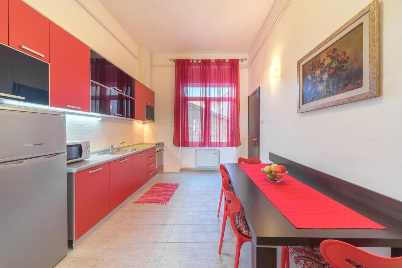 R Club Apartments Old Town Budva Ngoại thất bức ảnh